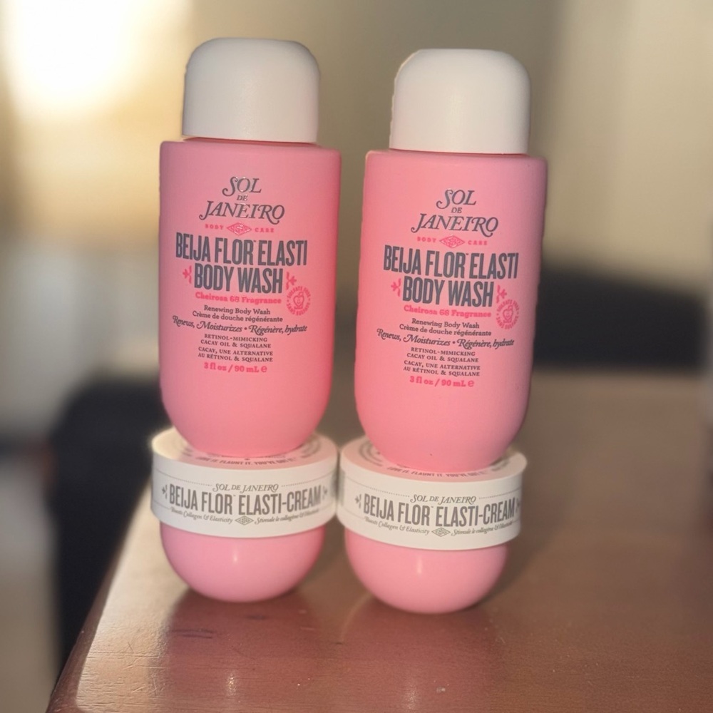 Sol de Janeiro Body Wash and Cream Duo. You get both sets!!